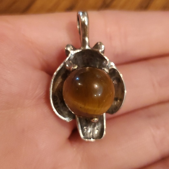 Owl Tigers Eye Sterling Silver Pendant - Picture 4 of 5